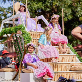 Norwood Christmas Pageant 2023 - Instagram Grid Post 4
